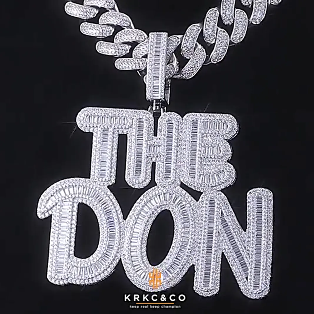 KRKC مخصص لوحة اسم سلسلة بدلاية قلادة VVS مويسانيتي الماس الكوبية مجوهرات مخصص اسم قلادة شخصية مع اسم
