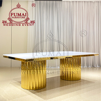 Tables et chaises de mariage en acier inoxydable doré avec plateau rectangulaire en MDF