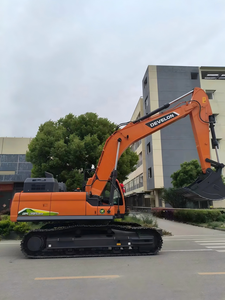 Excavatrice sur chenilles Doosan DX305HD de qualité industrielle, machine de terrassement robuste pour travaux de construction - Product Image 4