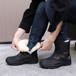 Bottes de neige élégantes et chaudes pour hommes |   Doublure intégrée en laine de peau de mouton |   Bottes d'hiver épaisses, imperméables, respirantes et antidérapantes en cuir véritable - Product Image 4