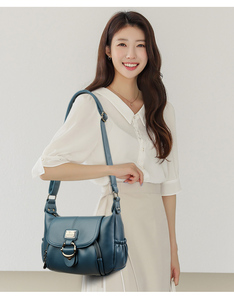 Nuevo Bolso Bandolera de Moda, Gran Capacidad, de Cuero PU Suave, Bolso de Mano para Mujer, Diseño de Lujo - Product Image 2