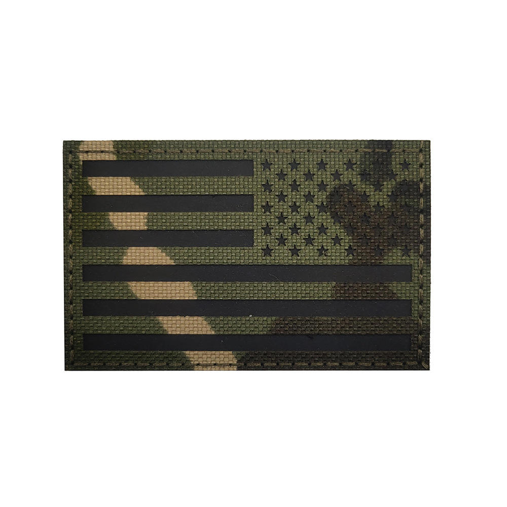 M00004-17b	 reflective usa (green cp right)