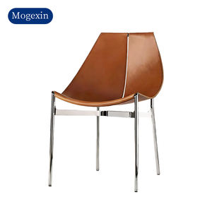 Chaise de banquet de luxe italienne en cuir et acier inoxydable, petite chaise d'appoint parisienne moderne pour la maison, le bureau ou le bar. - Product Image 6