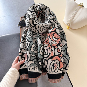 <span class=keywords><strong>Prix</strong></span> usine épais hiver Jacquard <span class=keywords><strong>Pashmina</strong></span> <span class=keywords><strong>écharpe</strong></span> voyage châles femme fleur enveloppes couverture Imitation cachemire <span class=keywords><strong>écharpe</strong></span> pour les femmes - Product Image 3