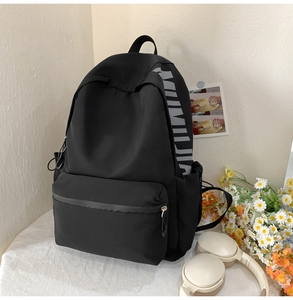 <span class=keywords><strong>Zaino</strong></span> Impermeabile alla Moda con Chiusura a Cerniera, Design Minimalista, Leggero e Spazioso per Pendolarismo, Viaggi e Uso Quotidiano - Product Image 5