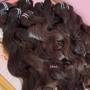 Lots de Cheveux Naturels Ondulés Bruts du Cambodge en Gros, Extensions de Cheveux Humains Bouclés Caribéens Birmans Vietnamiens Lisses pour Salons - Product Image 1