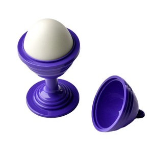Magic Pleasure Party Magic Cup, jouet de magie pour jeunes, œuf violet de 10 cm de haut, pour faire disparaître des objets - Product Image 3