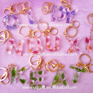 <span class=keywords><strong>Porte</strong></span>-clés personnalisé en résine transparente avec fleur naturelle et initiale, breloque à pompon, souvenir, promotion, cadeau - Product Image 2