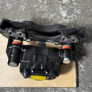 Étrier de frein à disque pneumatique LH SK7208 K110306 A1518414962/SK7207 K110305 A1518414952 RH pour essieu <span class=keywords><strong>SAF</strong></span> Holland BPW Camion européen - Product Image 3