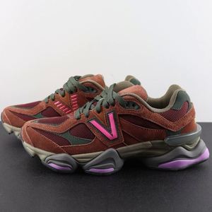 รองเท้าผู้ชายแฟชั่นหรูหรา 9060 - รองเท้ากีฬาดีไซน์คลาสสิกคุณภาพสูง พร้อมพื้นรองเท้าหนานุ่ม ระบายอากาศได้ดี สวมใส่สบาย - Product Image 2