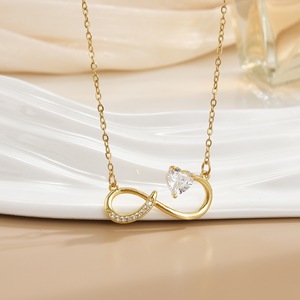 Ciondolo Portafortuna da Donna a Forma di Cuore Infinito in Rame e Resina, Stile Europeo Americano, Minimalista, per il Commercio Transfrontaliero - Product Image 4