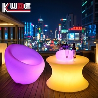 Table de salon LED en forme de sablier, lumineuse, étanche, rechargeable, télécommandée, en plastique, pour bars et salons, vente en gros, décoration