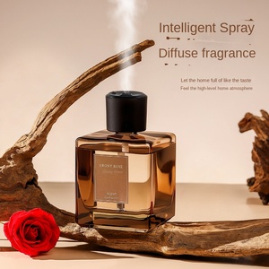 น้ำหอมปรับอากาศแบบก้านไม้หอม Oriental Charm ขนาด 200 มล. - ปราศจากแอลกอฮอล์ กลิ่นหอมติดทนนาน ให้บรรยากาศสดชื่น เหมาะสำหรับโรงแรมและใช้ภายในอาคาร - Product Image 1