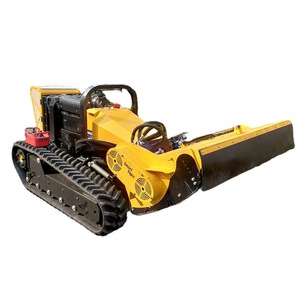 Débroussailleuse télécommandée sur chenilles, moteur essence 40 CV, pour les pentes, les talus de rivière et les opérations de lutte contre les incendies forestiers - Product Image 1