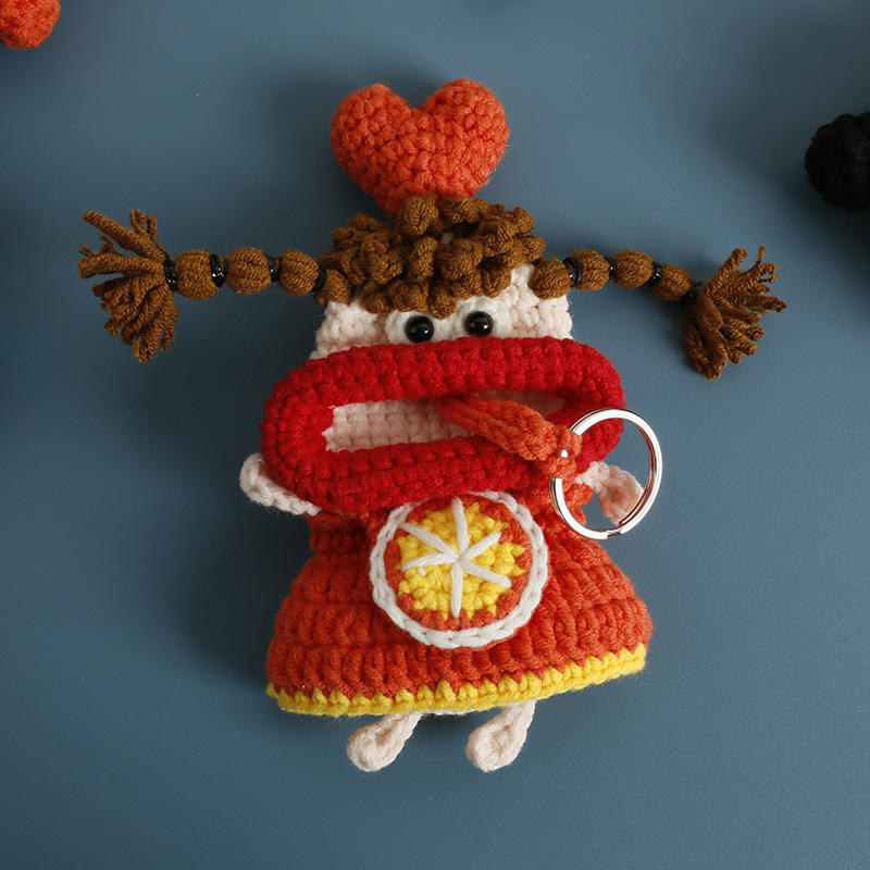 Sœur orange bouche de saucisse