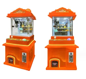 Máquina de muñecas colorida Máquinas de juego que funcionan con monedas Mini máquina de grúa de garra de juguete de peluche
