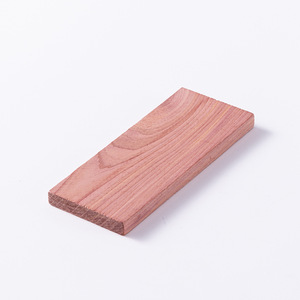 أوتاد خشب الأرز الأحمر الصلب المعطرة المقاومة للرطوبة والآفات، مستطيلة الشكل، صُنعت في الصين لخزانة الملابس المنزلية وخزانة الأحذية - Product Image 5