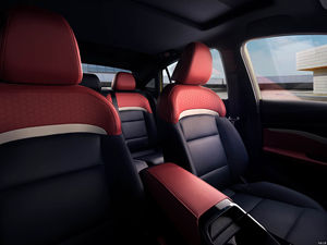 Morris Garages MG5 CVT 2022 d'occasion, Euro VI EEC, essence/essence, berline avec sièges en cuir, taille des <span class=keywords><strong>pneus</strong></span> R16, boîte de vitesses automatique, transmission intégrale - Product Image 5