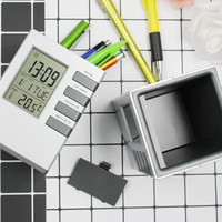 Werbeartikel Elektronische Digitale LCD-Stifthalter-Tischuhr mit Hintergrundbeleuchtung, Wecker, Kalender, Innentemperaturanzeige für Zuhause und Büro, Geschenkidee