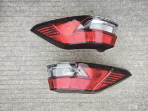 Luz Trasera LED Láser Izquierda y Derecha Original Usada, Desmontada, Lista para Instalar, Mejor Precio, Sin Reparación, para <span class=keywords><strong>Toyota</strong></span> <span class=keywords><strong>Corolla</strong></span> <span class=keywords><strong>Cross</strong></span> 2020-2024 - Product Image 2