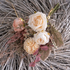 Ramo de Rosas Artificiales Qin Huan, Tela Tejida de Plástico, Decoración del Hogar, Accesorios para Bodas CF01339 - Product Image 1