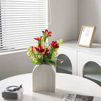 Vase en céramique moderne nordique, décoration de salon, vase à fleurs simple pour la table à manger, articles décoratifs haut de gamme