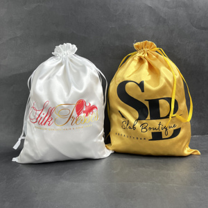 Sac en satin blanc de luxe en gros avec cordon de serrage, pochette cadeau en soie personnalisée avec logo imprimé à chaud pour le rangement des perruques et extensions capillaires - Product Image 6