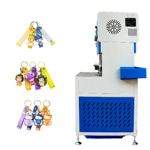 Machine de moulage automatique à chaud pour porte-clés 3D en PVC, idéale pour la création d'étiquettes, logos, patchs et ornements. - Product Image 4