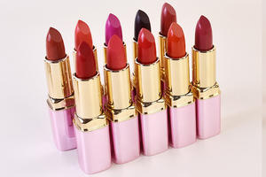 Rouge à lèvres mignon en tube carré, fini mat velouté, fini mat embellissant, rose éclaircissant, anti-adhésif - Product Image 3