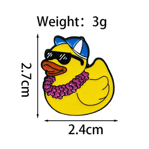 Broche Único de Patito Amarillo Profesional, Lindo Accesorio de Ropa de Aleación Esmaltada, Insignia Creativa de Dibujos Animados para Decoración de Mochilas - Product Image 6