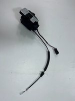 Porte à aspiration électrique intelligente Yilin pour Tesla Model 3 2019+ Fermeture automatique douce et silencieuse Construction en plastique + métal Garantie de 2 ans