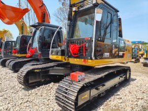 Excavadora hidráulica de clase CAT 320D de 22 toneladas diseñada para una alta eficiencia, durabilidad, bajos costos operativos en construcciones exigentes - Product Image 3