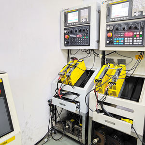 Sistema de Entrenamiento CNC de 4 Ejes FANUC de Alto Rendimiento con Servomotores y Amplificadores para Uso Educativo - Product Image 3