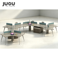 Bureau de travail moderne pour 12 personnes avec cloison de séparation, poste informatique et table en placage mélaminé pour station de travail