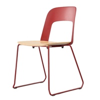 Chaise empilable de restaurant au design scandinave moderne et écologique, idéale pour usage commercial, écoles et appartements