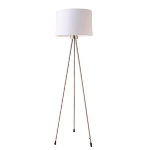Lámpara de Pie Moderna de Metal Triangular con Acabado Negro Pulido y Pantalla Negra para Decoración de Hoteles y Hogares - Product Image 3