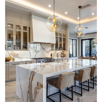 Cuisine complète moderne en bois massif ODM, îlot central, design personnalisé, armoires en bois naturel pour villa