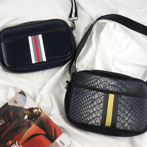 Sac à bandoulière unisexe pour femmes, nouveau style de sacoches en néoprène à fermeture éclair personnalisée pour appareil photo de luxe de styliste pour hommes - Product Image 5