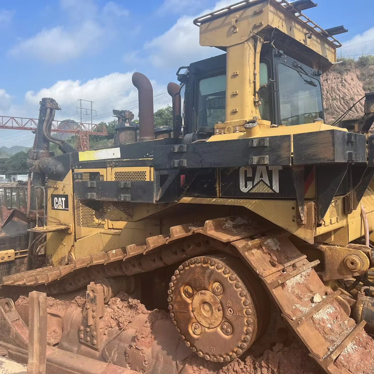 Low Price Bulldozer D11 Imported From Japan | Alibaba.com
