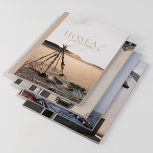 Revistas personalizadas de alta calidad, papel estucado premium, impresión offset a todo color, encuadernación cosida a caballete, costura perfecta. - Product Image 2