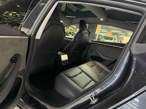 Tesla <span class=keywords><strong>Model</strong></span> <span class=keywords><strong>3</strong></span> berline 4x4 d'occasion, excellent niveau d'anglais, opérateur professionnel du commerce électronique - Product Image 5