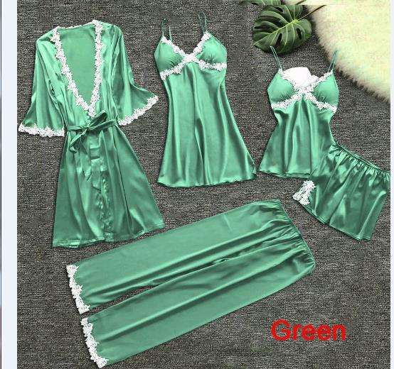 สีเขียว