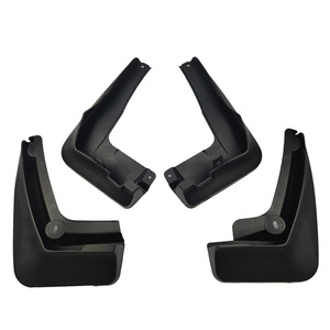 บังโคลนรถยนต์ BMW ซีรีส์ 3 สำหรับรุ่น E90 E92 F30 ปี 2006-2019 สีดำ วัสดุ PP ป้องกันล้อรถยนต์ - Product Image 1
