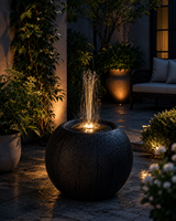 Fontaine solaire de jardin avec lumières LED changeantes de couleur, grande fontaine ronde en résine noire pour la décoration de patio et de jardin