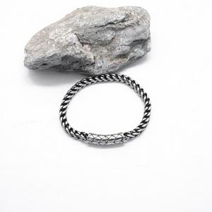 Pulsera de Cadena de Acero Inoxidable con Cierre de Barril Texturizado, Resistente al Deslustre, Impermeable, Joyería para Hombre, Uso Diario - Product Image 2