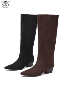 Stivali Alti da Donna all'Ingrosso, a Punta, con Tacco Basso, al Ginocchio, Comodi, con Suola in TPU, Vestibilità Slim, in Camoscio - Product Image 2