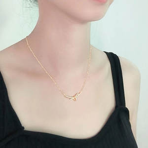 Collier chaîne en argent sterling 925 avec pendentif en zircone cubique blanche de haute qualité SPJ, nœud papillon souriant - Product Image 2