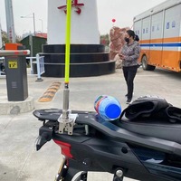 Drapeau de sécurité moto haute visibilité 85 cm, antenne fouet fluorescente d'avertissement pour montage sur top-case