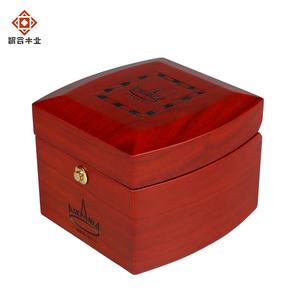 Lusso personalizzato rosso Eco Friendly vernice singolo orologio da polso confezione <span class=keywords><strong>regalo</strong></span> scatola per orologi in legno di noce coppie scatola per orologi - Product Image 2