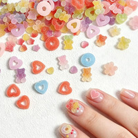 Breloques en résine pour ongles, effet bonbons gélifiés dégradés, motifs variés (ours, cœur, beignet), clous 3D pour ongles, style Kawaii et sucré, fournitures de décoration pour manucure DIY